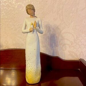 Elegant White and Gold Willow tree Figurine holding a candle “Vigil” 10” tall